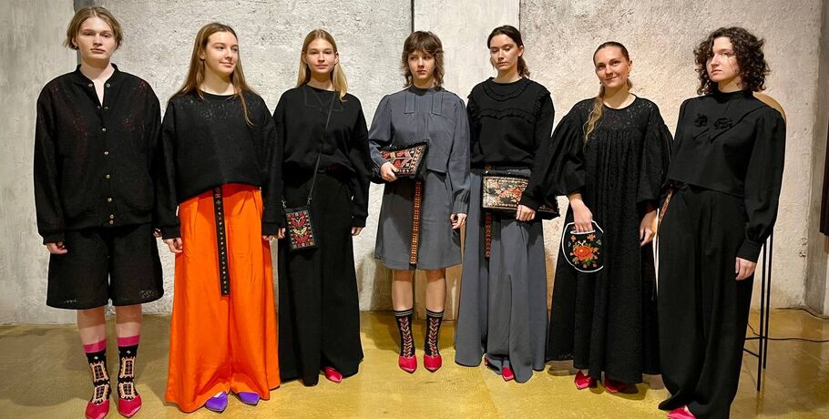 Мода с сибирскими корнями. Интервью с омичкой, которая представит коллекцию одежды на выставке "Россия"