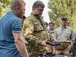 Порошенко и Яценюк готовятся к выборам с оружием в руках