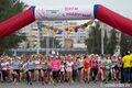 На старт, внимание, марш! В Омске впервые состоялся "Цветочный забег"