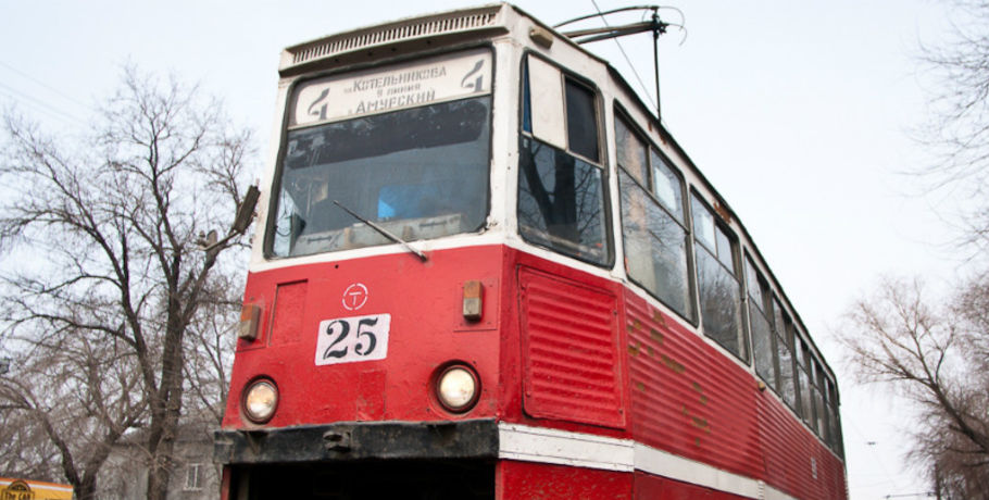 Списанные в Москве трамваи могут "пожертвовать" Омску