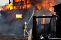 В Омской области на пожаре погибли две женщины и ребёнок