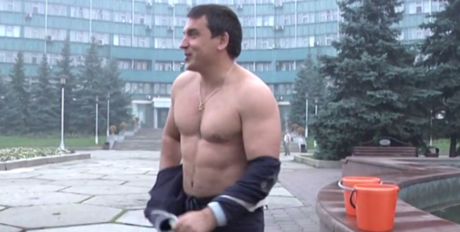 Мэр Новокузнецка намерен побить горожан подушками