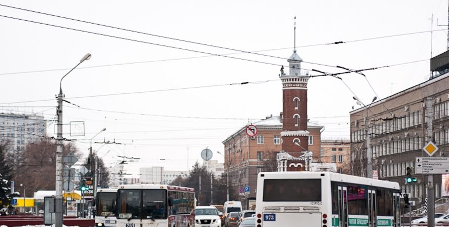 В Омске на два дня изменится схема движения пассажирского транспорта