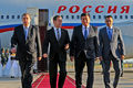 Медведев в Киргизии обсудит взаимодействие ЕАЭС и СНГ