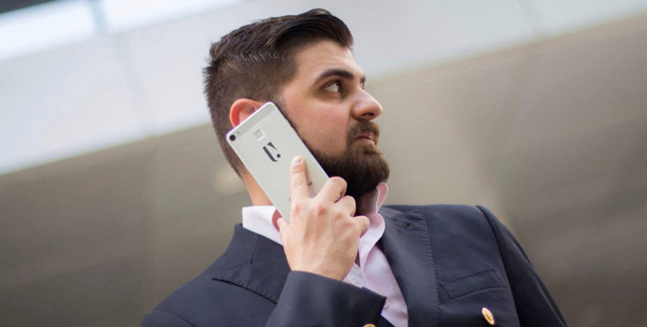 В Армении поступили в продажу первые отечественные смартфоны