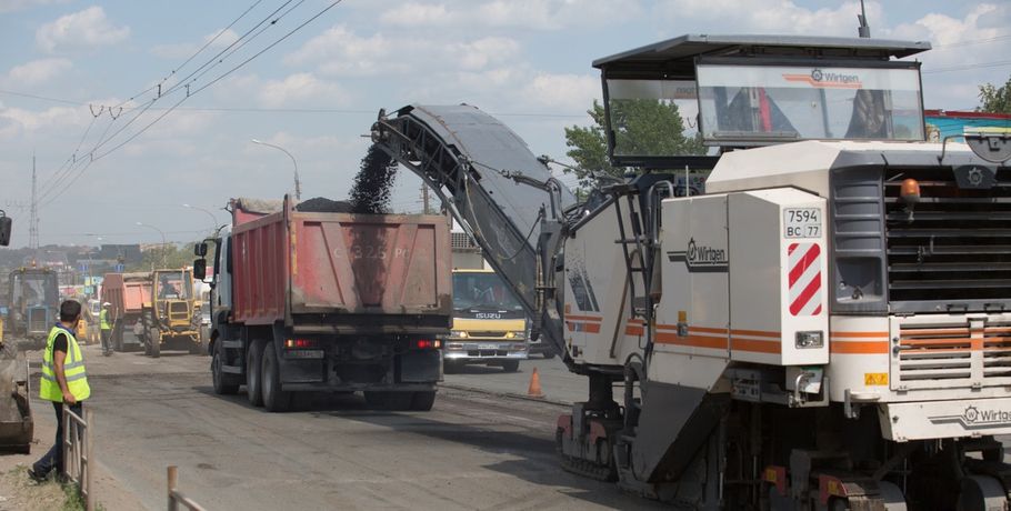 Трамвайные рельсы на улице Лукашевича могут разрушить новый асфальт через полгода