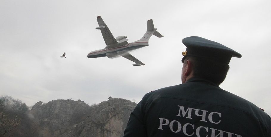Эксперты назвали три возможные причины падения Ил-76 в Иркутской области