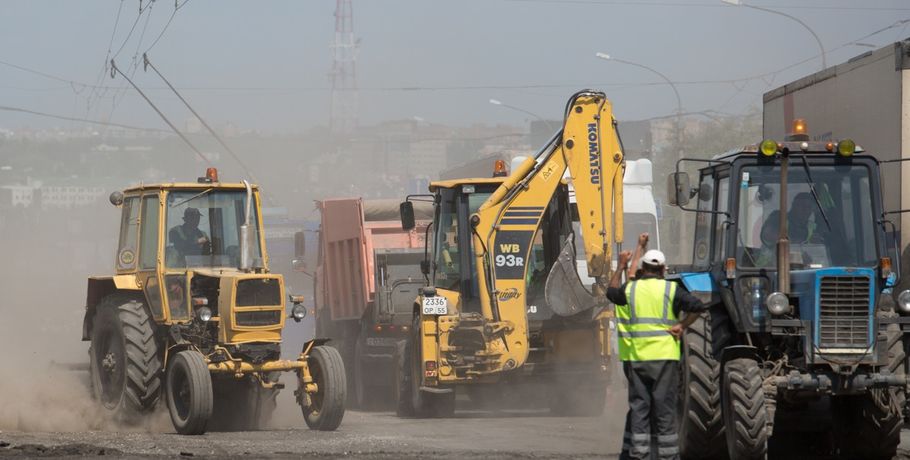 Вторая волна ремонта дорог в Омске началась с Московки и Нефтяников
