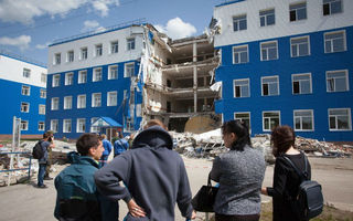 Путин ликвидирует фирму, курировавшую строительство рухнувшей казармы в Светлом