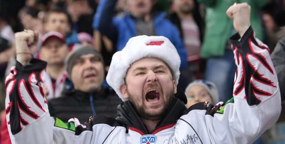 Фанаты омского "Авангарда" готовят массовый выезд в Новосибирск