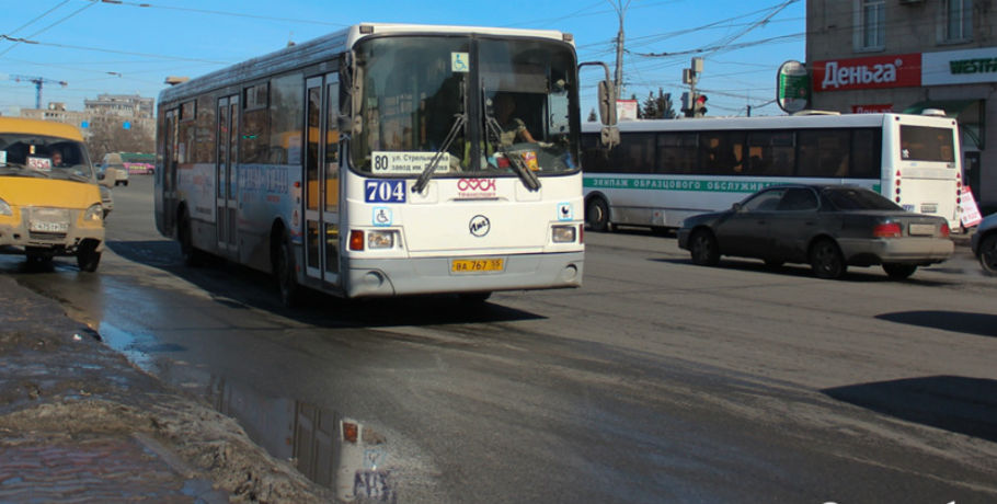 Тариф на проезд в омских автобусах поднимется до 30 рублей