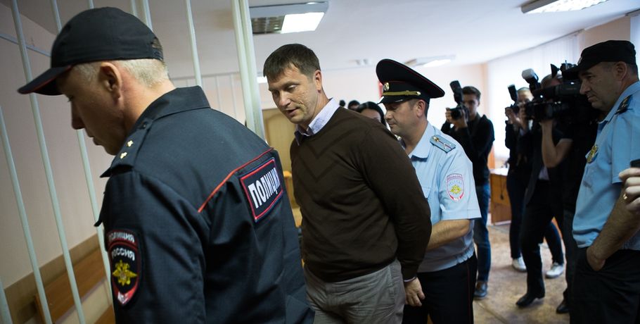 Скамья штрафников: кто из омских чиновников "не расплатился" за своё преступление