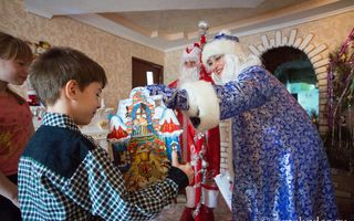 Дед Мороз поддержал инициативу мэра Омска