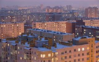 В Омске из-за новогоднего ажиотажа повысились цены на жильё
