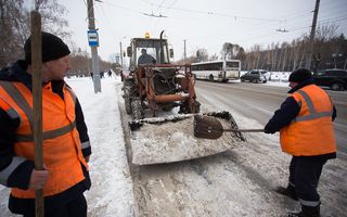 Мэрия пообещала заплатить 6 млн рублей тем, кто вывезет снег с омских улиц