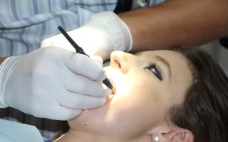 Пациентка омской стоматологии загорелась в кресле на приёме у врача