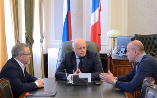 Омский губернатор встретился с новым главным тренером "Авангарда"