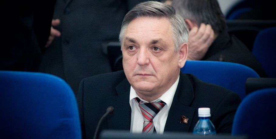 Коммунисты подогревают выборы мэра Омска заявлением и исключением