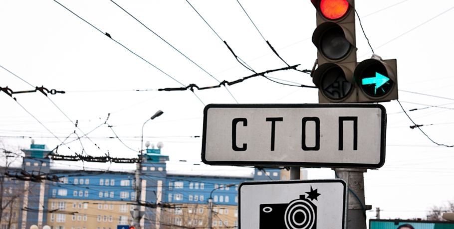 На дорогах Омска появятся новые светофоры