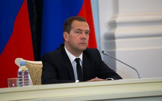 Дмитрий Медведев по итогам омского форума раздал поручений до сентября