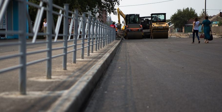 Стартующий ремонт омских дорог проконтролируют с особой тщательностью