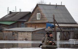 Паводок отрезал от райцентра два населённых пункта Омской области