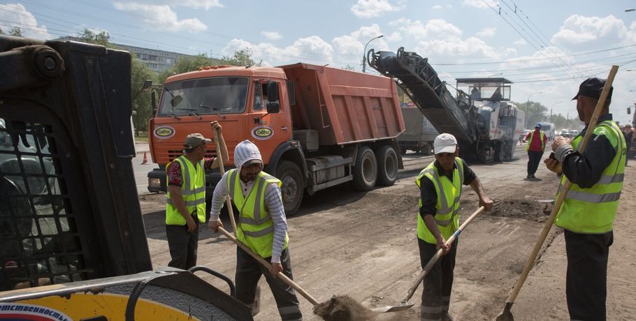 В Омске досрочно сдадут ещё три отремонтированные дороги