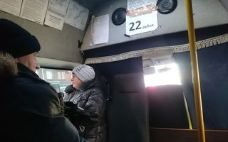 Прокуратура опротестовала штраф маршрутчика, бесплатно возившего сельчан в Омск