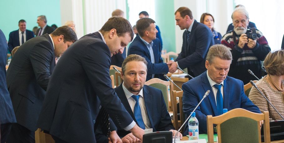 Депутаты горсовета бьются за спасение предприятий в Омске