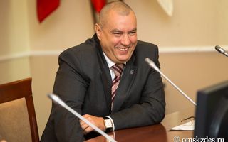 Омского министра и исполняющего обязанности мэра допустили до выборов