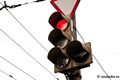 Сломанный светофор у метромоста в Омске заработает сегодня