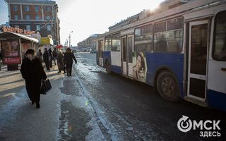 В новогодние каникулы омским автобусам сократят "утреннее дежурство"