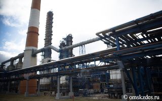 Компания омского депутата получила миллиардный контракт на модернизацию нефтезавода