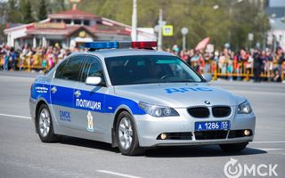 Омским полицейским пришлось прострелить колеса BMW с пьяным водителем