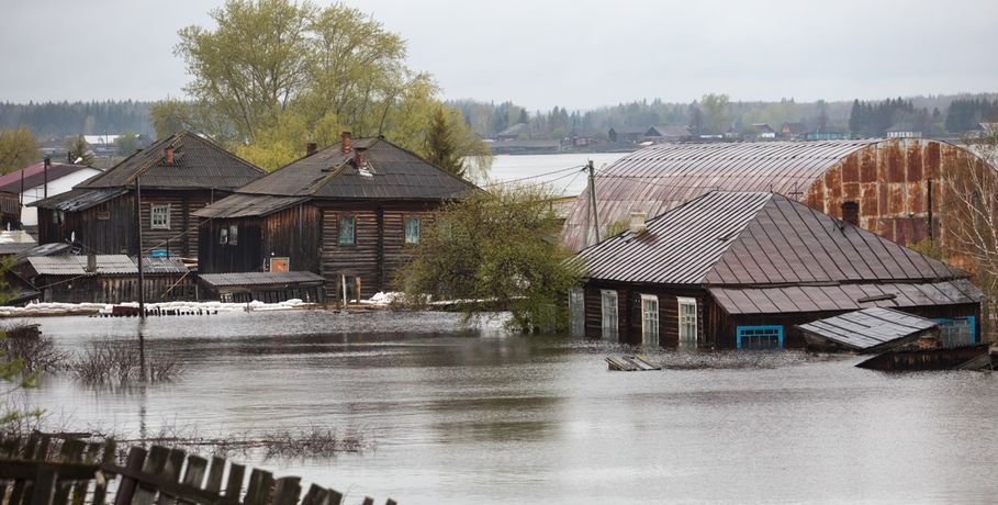 В Омской области может затопить 34 дороги