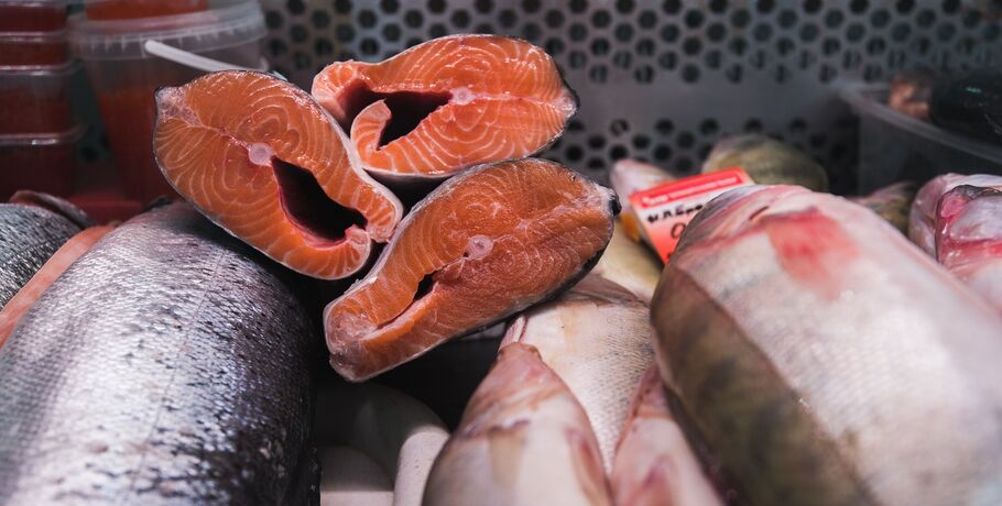 В марте в Омске выросли цены на соленую рыбу