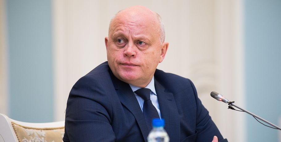 Омский экс-губернатор отказался от депутатского мандата