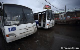 В субботу в центре Омска изменится движение автобусов