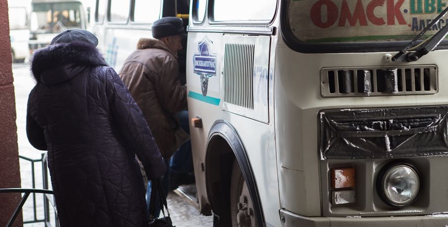 Омские сельские автобусы снова могут остановиться