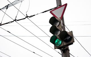 Городские власти решили установить в центре Омска два новых светофора