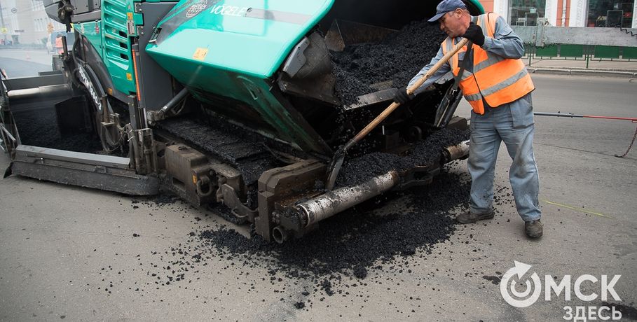 В Омске продолжают экономить на ремонте дорог