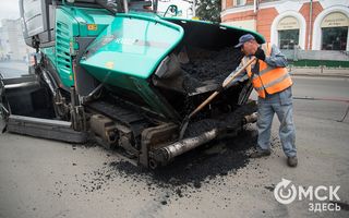 В Омске продолжают экономить на ремонте дорог