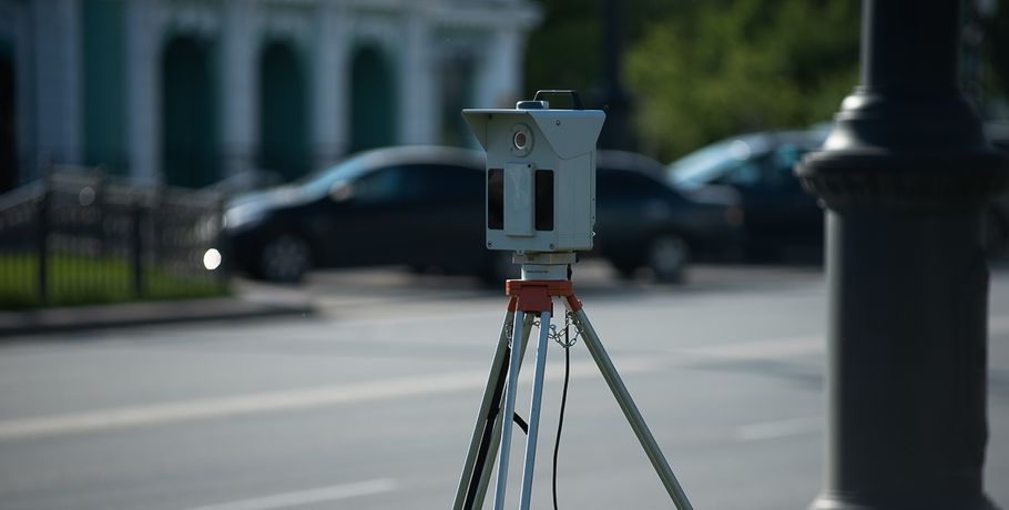 На омских дорогах установили 12 новых камер: список улиц