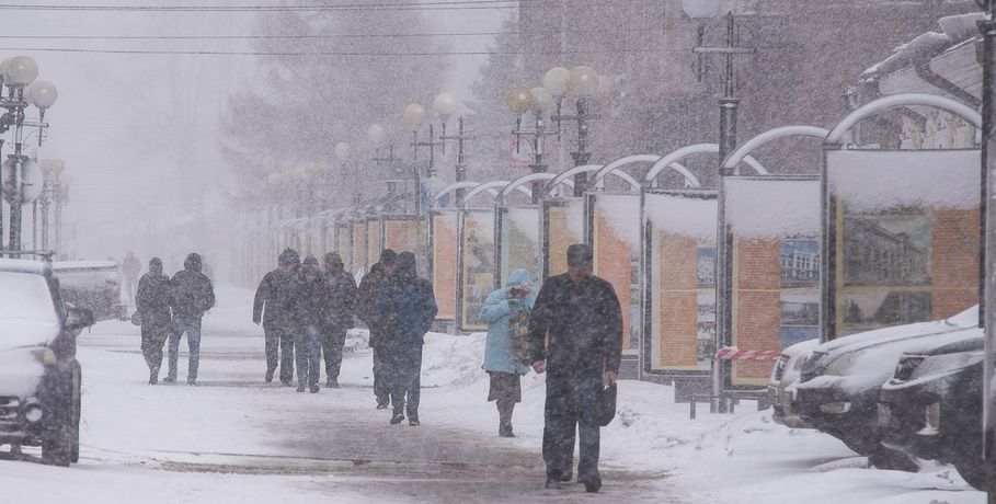 Тёплая погода несёт в Омскую область снег и метели