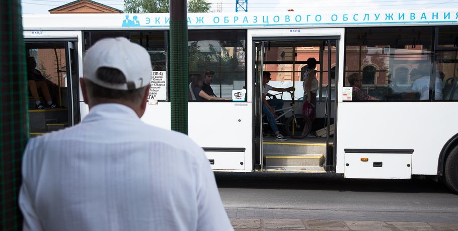 В Омске 9 мая изменятся маршруты пассажирских автобусов