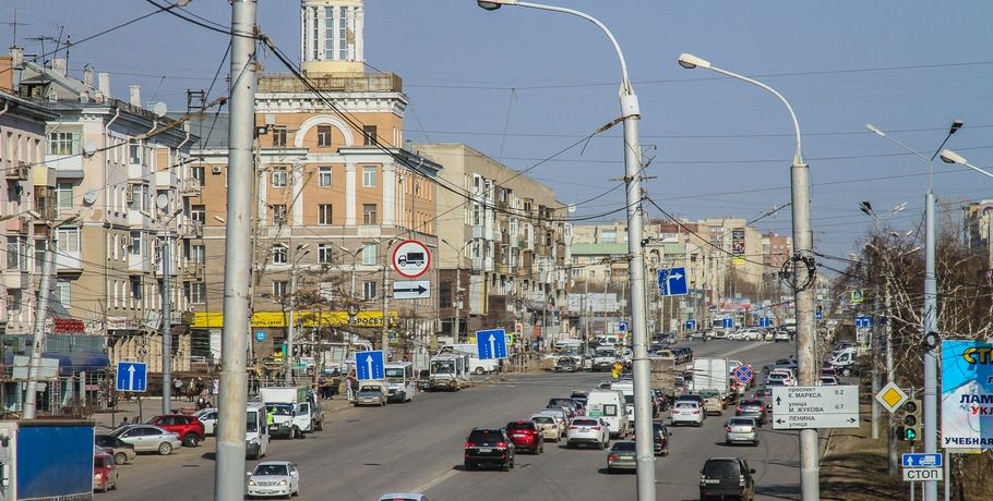 В Омске ограничили движение по улице Масленникова