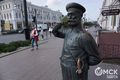 В Омске сэкономили на ремонте скульптуры Городового