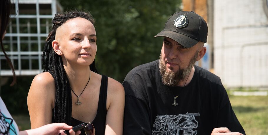 Омская группа едва не пропустила фестиваль во Франции из-за забастовки "жёлтых жилетов"