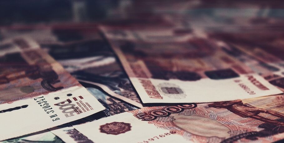 В Омске назвали вакансии с зарплатой от 100 тысяч рублей