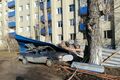 Ураган "Корона" повредил в Омске 14 автомобилей. Обновлено